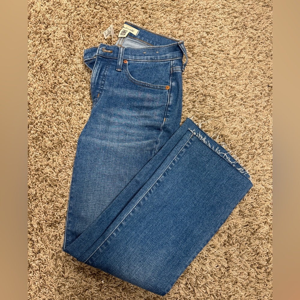 Madewell Mid-Rise Kick Out Jeans Size 25 NEW
